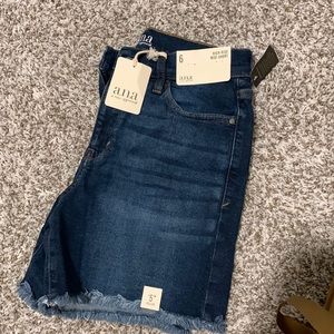 A.N.A 5 in, dark rinse shorts- womens